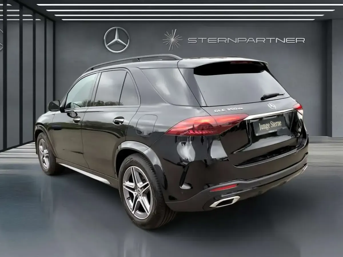 Gebraucht Mercedes GLE350 AMG 197 PS (144 kW) 2024 Schwarz SUV