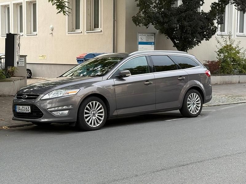 Silber Gebraucht 2014 Ford Mondeo Titanium Kombi | 9.750 € (Fairer Preis) - Bild 1/4