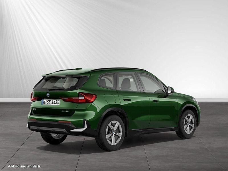 Gebraucht BMW X1 Efficient Dynamics 170 PS (125 kW) 2025 Sanremo green metallic SUV