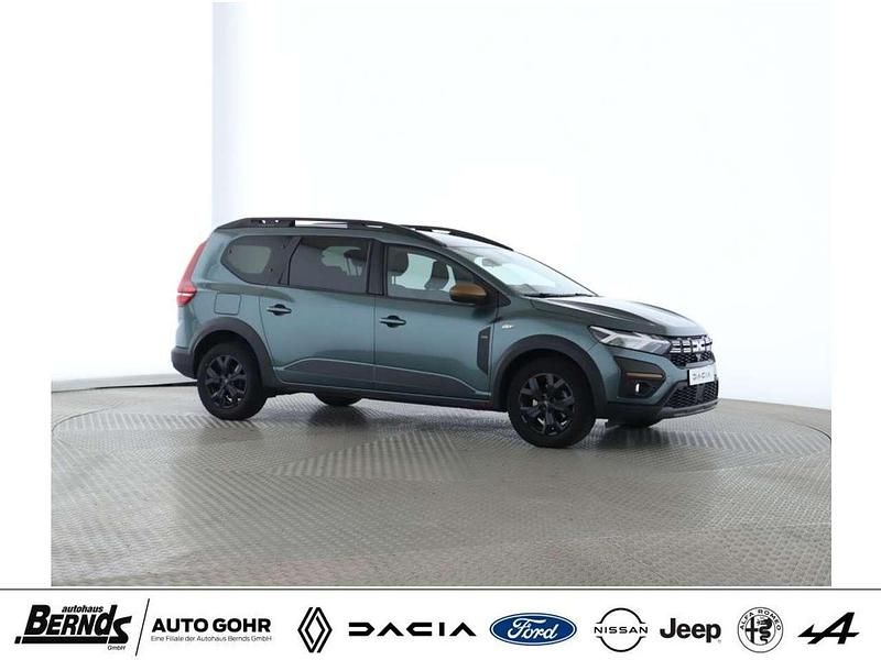 Gebraucht Dacia Jogger Extreme 110 PS (80 kW) 2024 Zedergrün (dqk) Van / Kleinbus