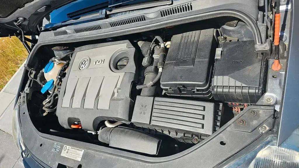 Gebraucht VW Golf Plus Comfortline 105 PS (77 kW) 2010 Grau Van / Kleinbus