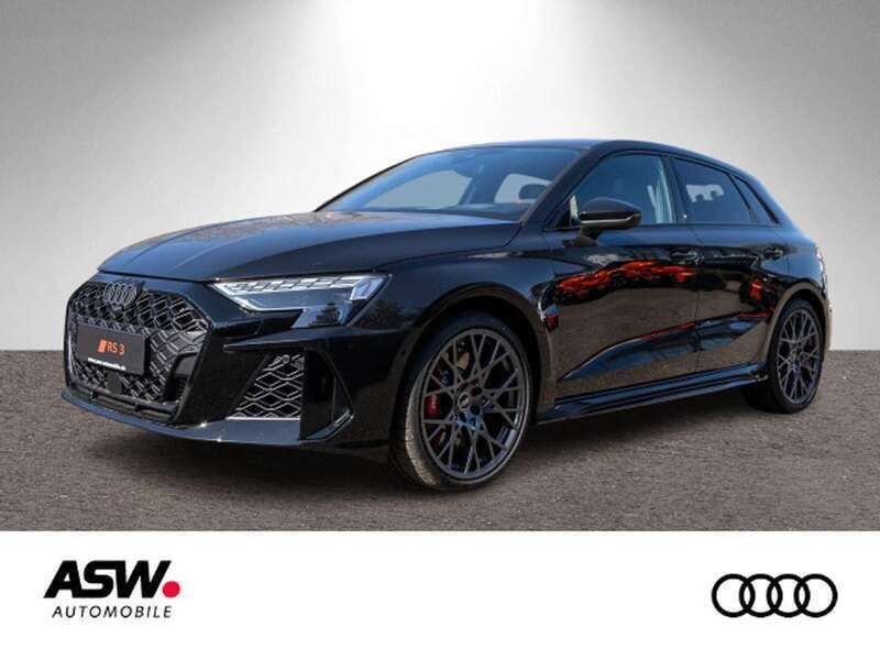 Mythosschwarz metallic Neu 2025 Audi RS3 Kleinwagen | 73.890 € - Bild 1/4