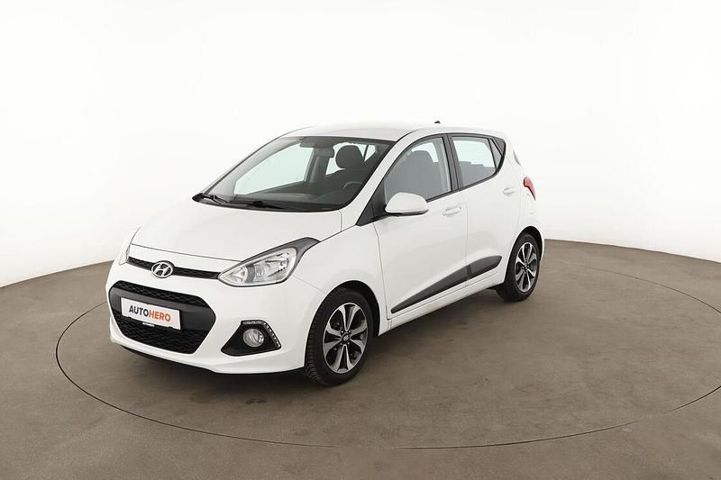 Gebraucht Hyundai i10 Style 87 PS (63 kW) 2015 Weiß Kleinwagen