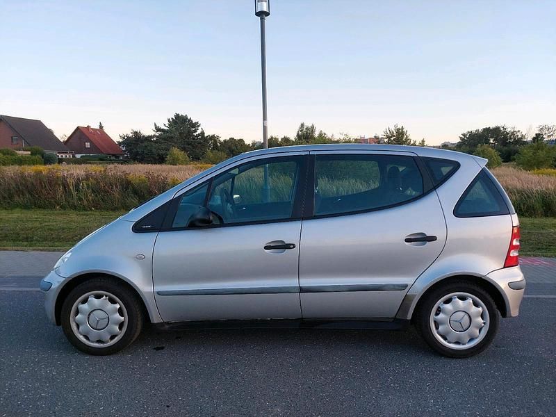Gebraucht Mercedes A140 82 PS (60 kW) 2001 Silber Kleinwagen