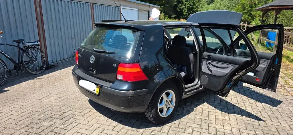 Gebraucht VW Golf III Basis 101 PS (74 kW) 1997 Schwarz Limousine