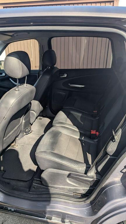 Gebraucht Ford S-MAX Champions Edition 140 PS (102 kW) 2012 Braun Van / Kleinbus