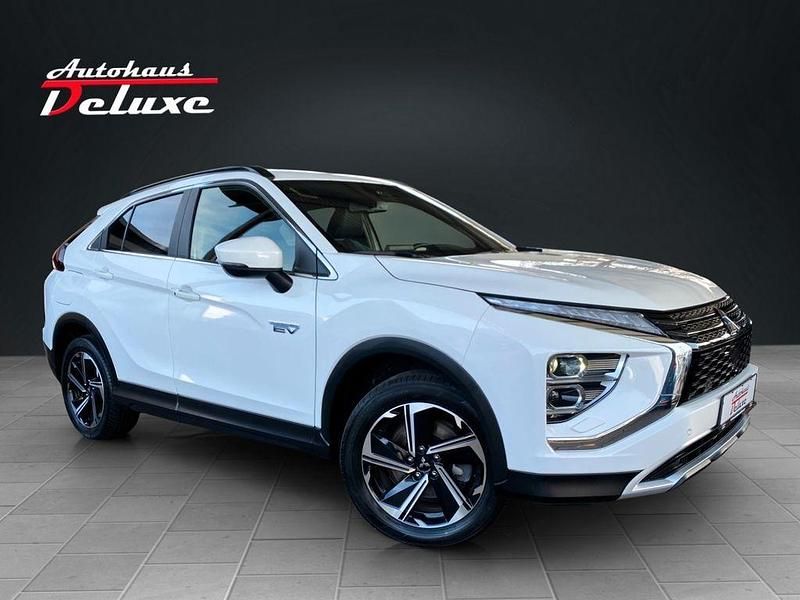 Gebraucht Mitsubishi Eclipse Cross Plus 188 PS (138 kW) 2022 Frost white SUV
