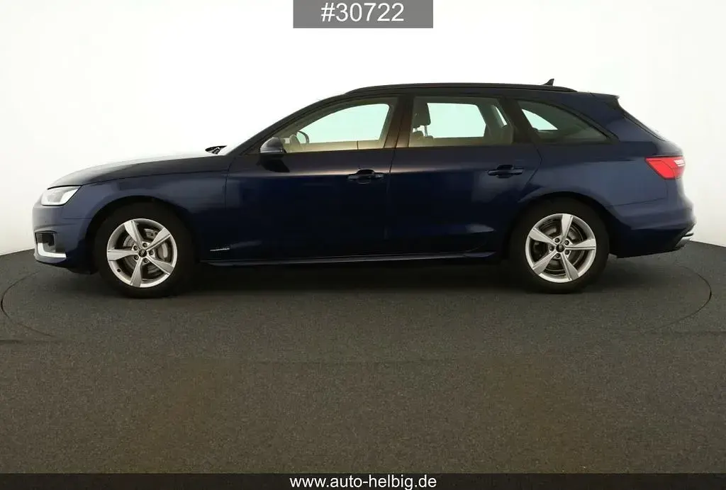 Gebraucht Audi A4 Advanced 204 PS (150 kW) 2023 Navarrablau metallic Kombi