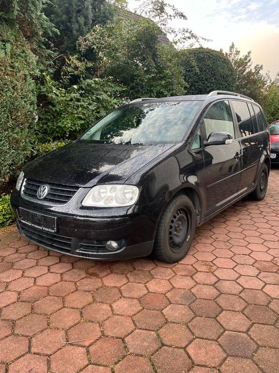 Schwarz Gebraucht 2005 VW Touran Highline Van / Kleinbus | 1.290 € (Superpreis) - Bild 1/4
