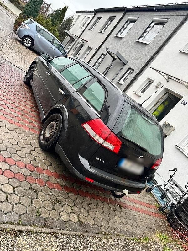 Gebraucht Opel Vectra 150 PS (110 kW) 2009 Schwarz Kombi