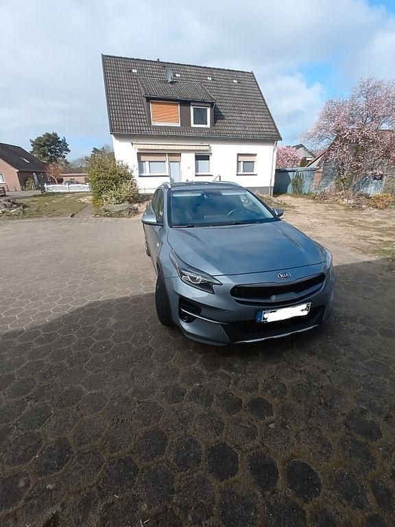 Gebraucht Kia XCeed Vision 160 PS (117 kW) 2021 Silber SUV