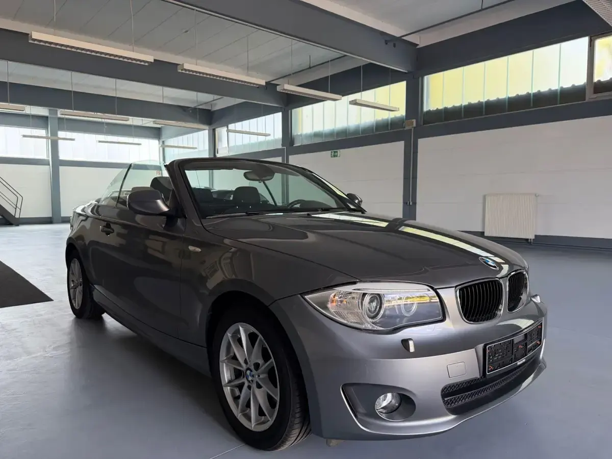 Gebraucht BMW 118 Cabriolet Efficient Dynamics 143 PS (105 kW) 2013 Grau Cabrio