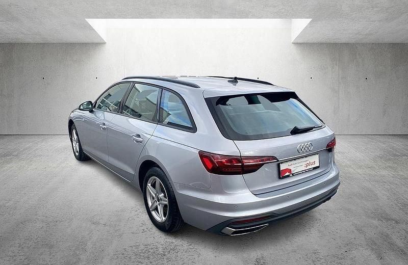 Gebraucht Audi A4 Basis 136 PS (100 kW) 2024 Silber Kombi