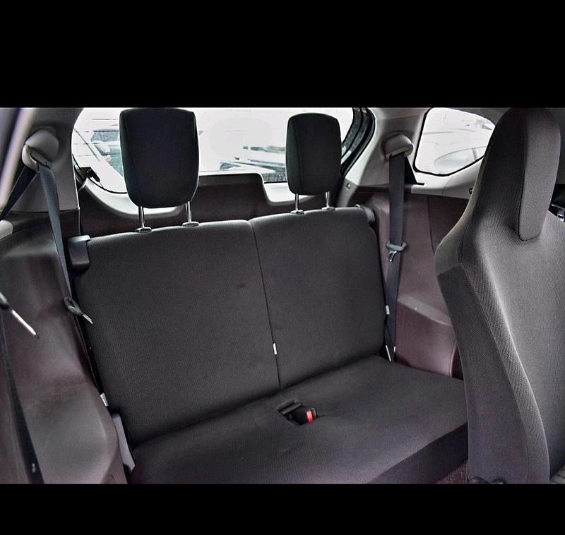 Gebraucht Toyota iQ 98 PS (72 kW) 2009 Schwarz Kleinwagen