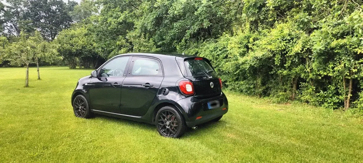 Gebraucht Smart ForFour Prime 90 PS (66 kW) 2015 Schwarz Kleinwagen