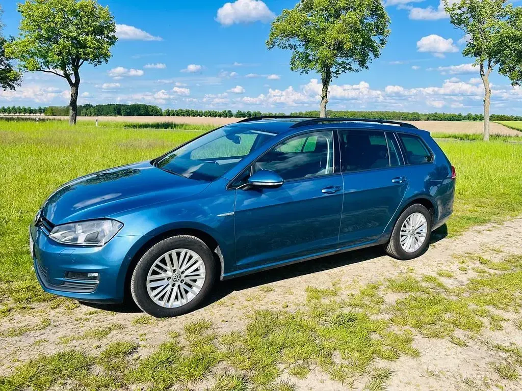 Używany VW Golf VII Cup 110 KM (80 kW) 2015 Niebieski Kombi
