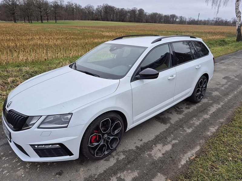 Gebraucht Skoda Octavia RS 230 PS (169 kW) 2017 Weiß Kombi