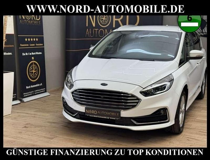 Gebraucht Ford S-MAX Titanium 190 PS (139 kW) 2022 Weiß Van / Kleinbus