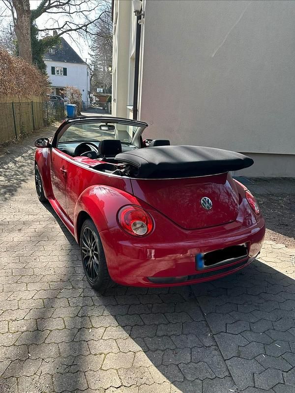 Gebraucht VW New Beetle 116 PS (85 kW) 2007 Rot Kleinwagen