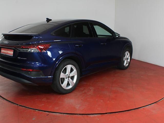 Gebraucht Audi Q4 Sportback e-tron Sport 150 kW (204 PS) 2022 Navarrablau metallic SUV