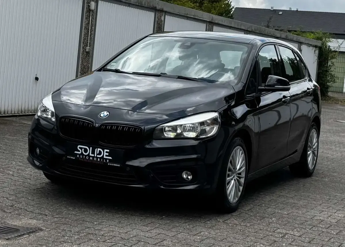 Gebraucht BMW 218 Active Tourer 150 PS (110 kW) 2015 Black sapphire metallic Van / Kleinbus