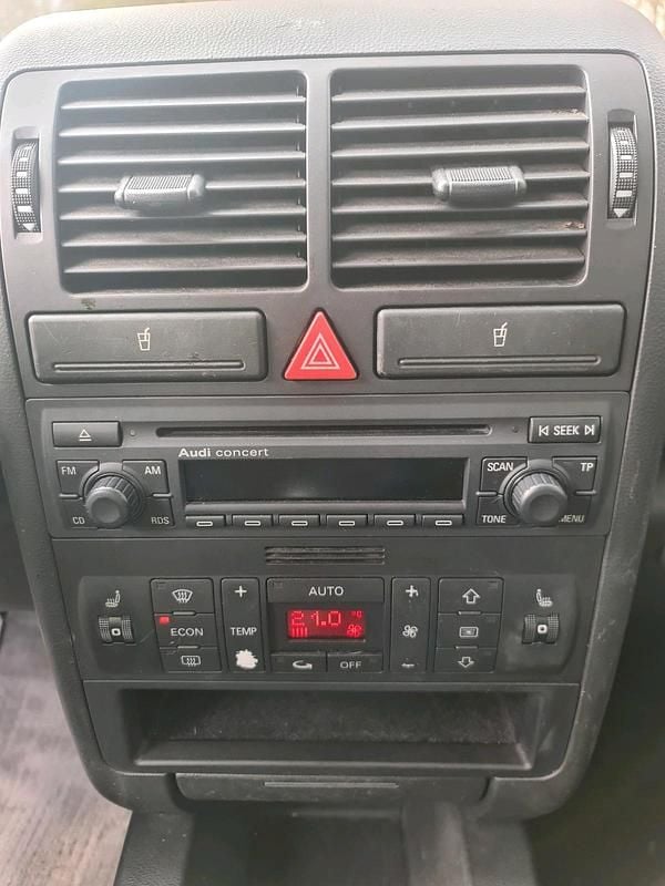 Gebraucht Audi A2 75 PS (55 kW) 2002 Grün Kleinwagen