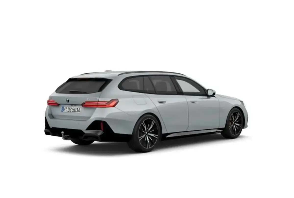 Neu BMW 540 M Sport 286 PS (210 kW) 2026 Grau Limousine