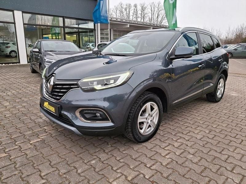 Grau Gebraucht 2021 Renault Kadjar Intens SUV | 19.750 € (Fairer Preis) - Bild 1/4