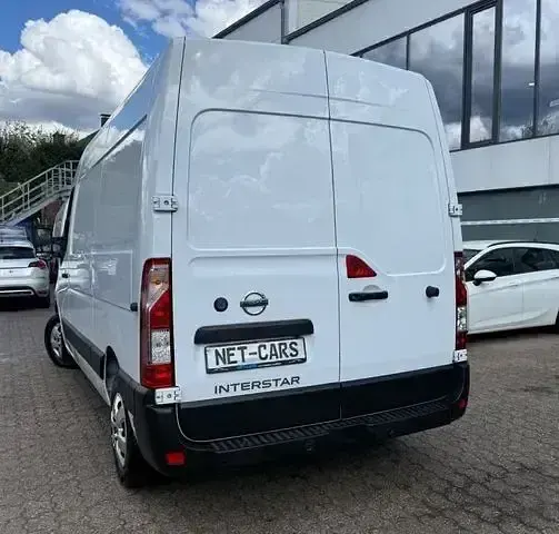 Używany Nissan Interstar 2022 Biały Van