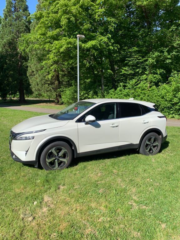 Weiß Gebraucht 2023 Nissan Qashqai N-Connecta SUV | 20.499 € (Guter Preis) - Bild 1/4