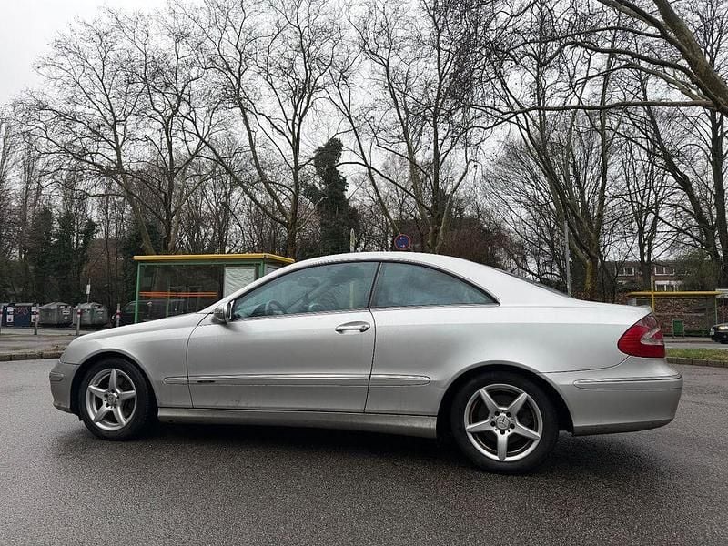 Silber Gebraucht 2003 Mercedes CLK270 Avantgarde Coupé | 2.900 € (Superpreis) - Bild 1/3