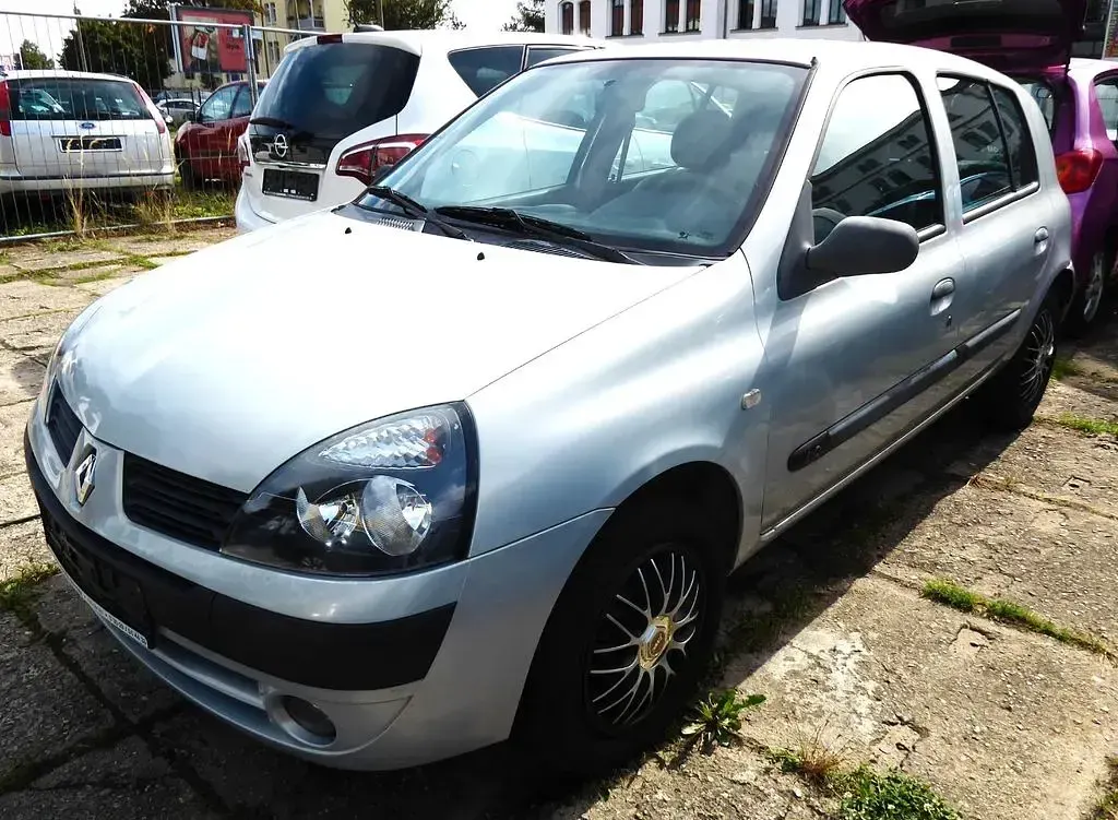 Gebraucht Renault Clio II Campus 58 PS (42 kW) 2004 Grau Limousine