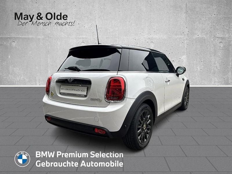 Gebraucht Mini Cooper SE 135 kW (184 PS) 2023 Weiss Kleinwagen