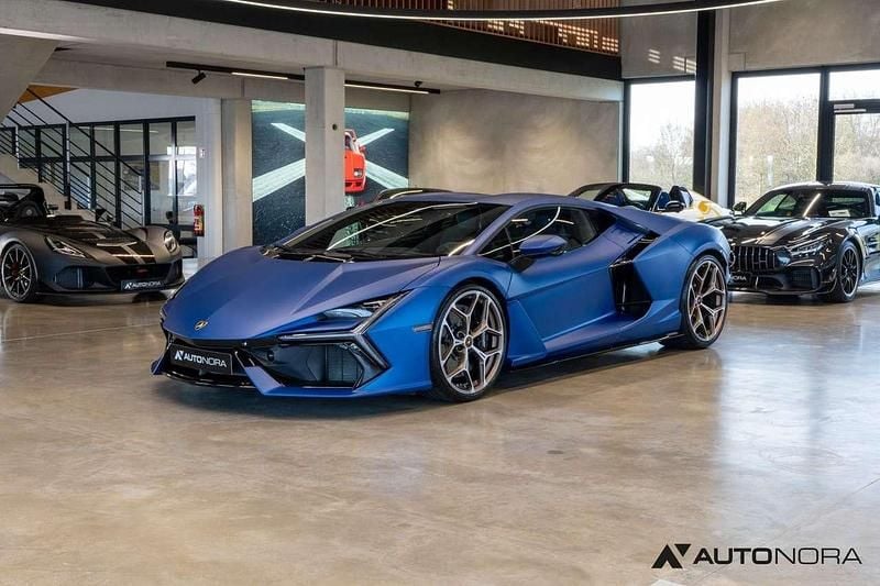 Gebraucht Lamborghini Revuelto 1016 PS (747 kW) 2025 Blu inaco (ad personam) Coupé