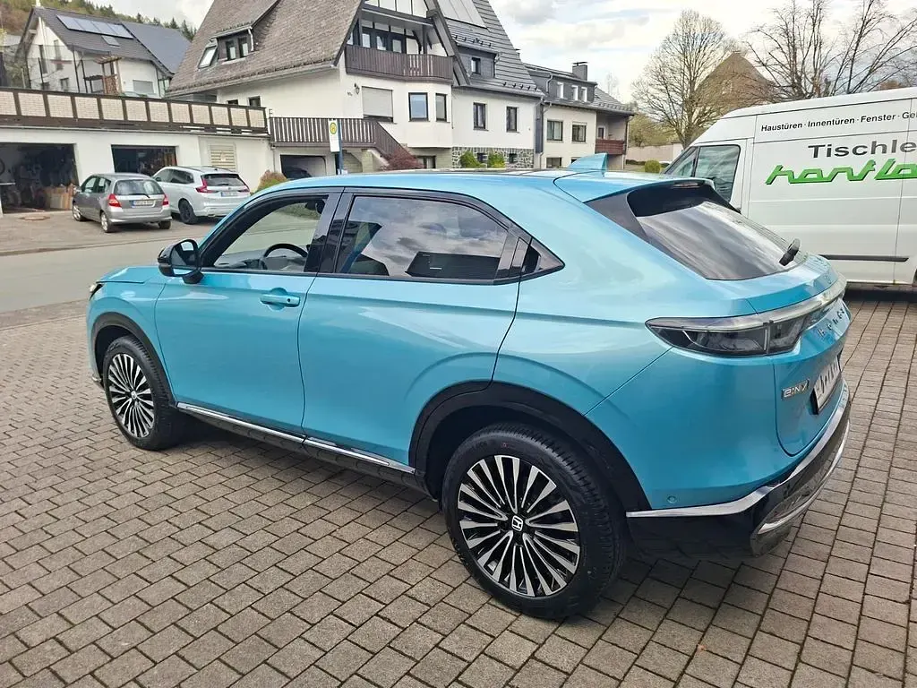 Usata Honda e:Ny1 Advance 150 kW (204 CV) 2023 Blu SUV