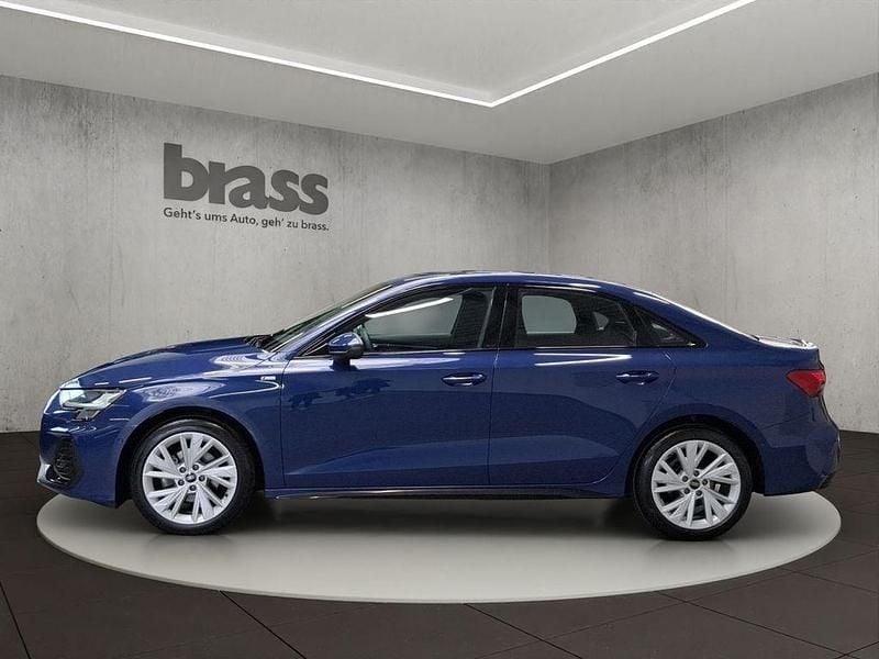 Gebraucht Audi A3 S-Line 116 PS (85 kW) 2025 Ascariblau metallic Limousine