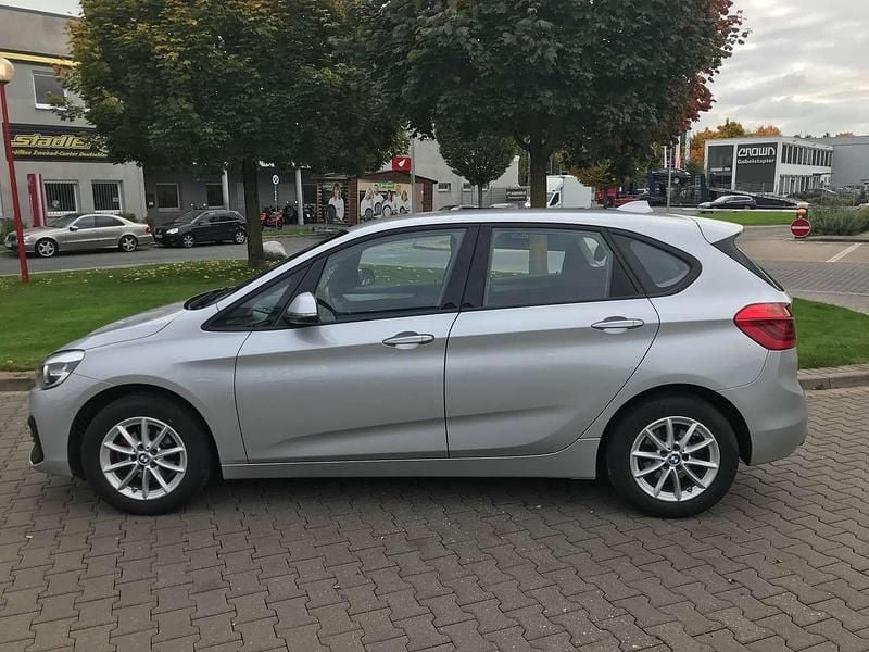 Gebraucht BMW 216 109 PS (80 kW) 2021 Silber Kombi