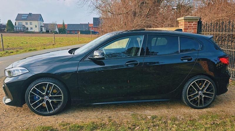 Gebraucht BMW 135 Performance 306 PS (225 kW) 2020 Schwarz Kleinwagen