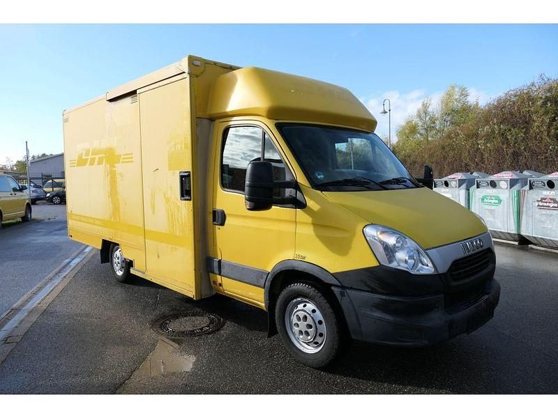 Gebraucht Iveco Daily 106 PS (77 kW) 2012 Gelb (metallic) Van
