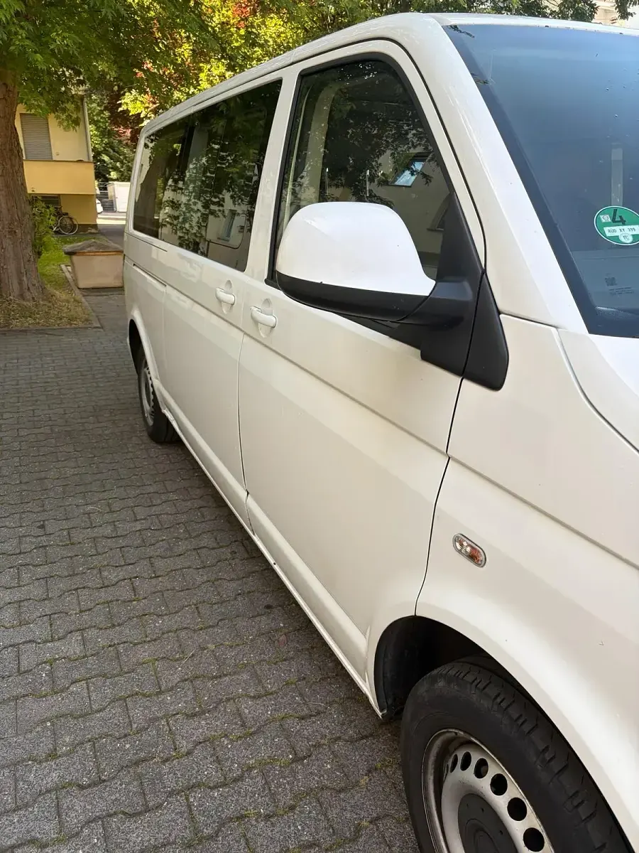 Gebraucht VW Caravelle 140 PS (102 kW) 2012 Weiß Van
