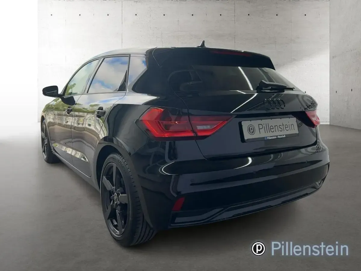 Gebraucht Audi A1 Sportback Advanced 95 PS (69 kW) 2025 Schwarz Kleinwagen