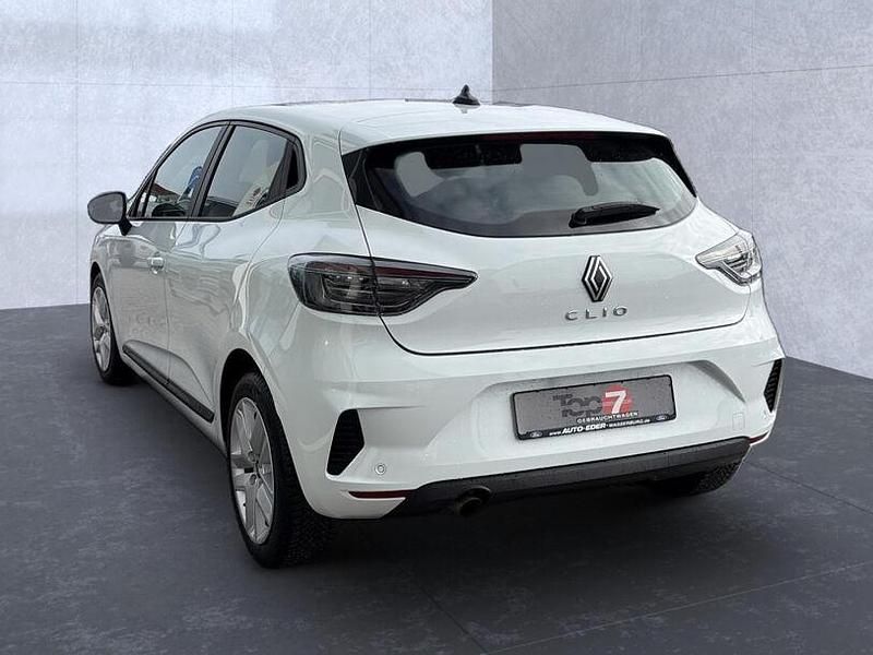 Gebraucht Renault Clio V Evolution 67 PS (49 kW) 2024 Gletscherweiß Limousine