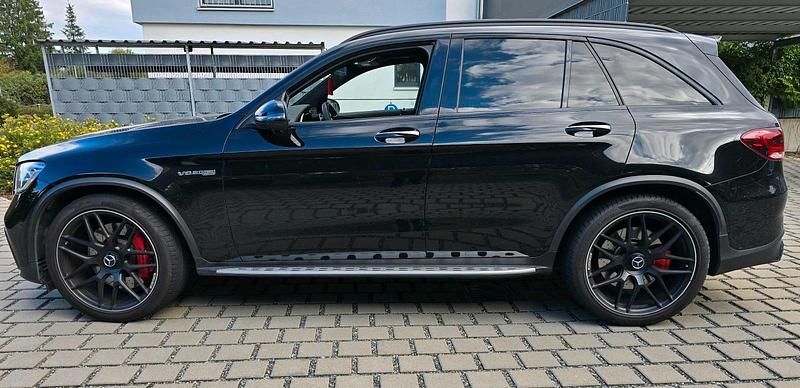 Schwarz Gebraucht 2021 Mercedes GLC63 AMG AMG SUV | 59.999 € (Superpreis) - Bild 1/4