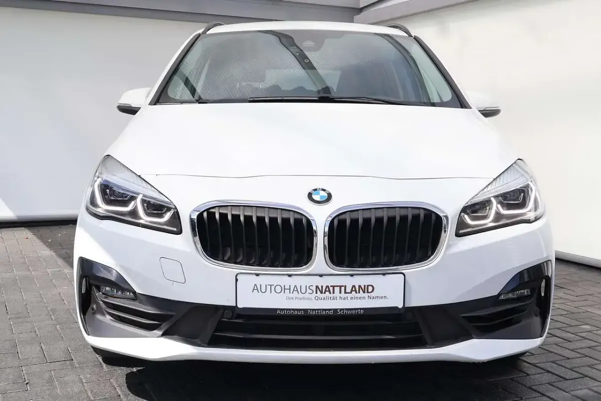 Gebraucht BMW 216 109 PS (80 kW) 2021 Alpinweiss iii Van / Kleinbus