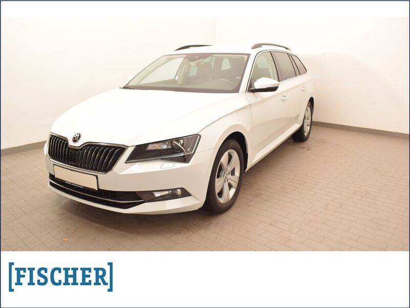Moonweiss metallic Gebraucht 2018 Skoda Superb Ambition Kombi | 18.770 € (Guter Preis) - Bild 1/4