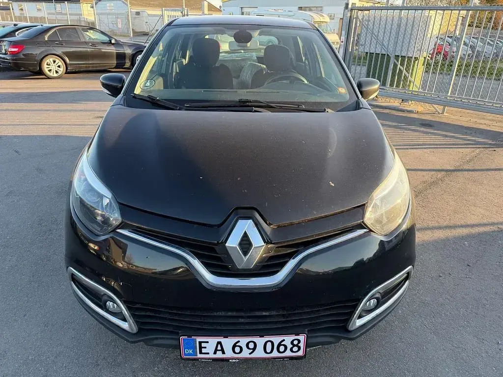 Gebraucht Renault Captur Dynamique 120 PS (88 kW) 2014 Schwarz SUV