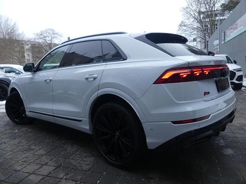 Gebraucht Audi Q8 S-Line 286 PS (210 kW) 2024 Weiss (metallic) SUV
