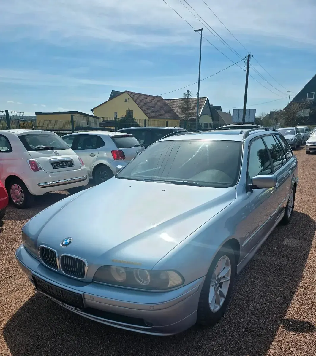Gebraucht BMW 520 170 PS (125 kW) 2003 Blau Kombi