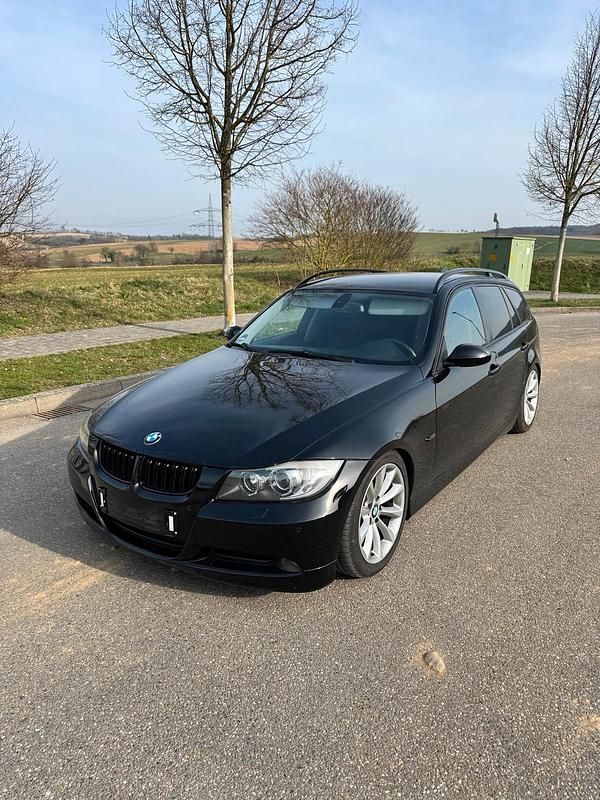 Gebraucht BMW 320 163 PS (119 kW) 2007 Kombi