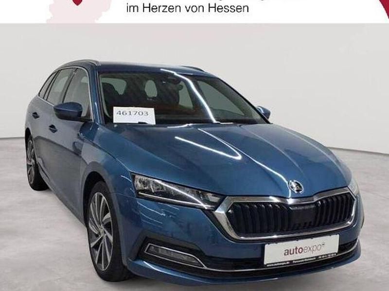 Blau Gebraucht 2020 Skoda Octavia First Edition Kombi | 15.489 € (Fairer Preis) - Bild 1/4